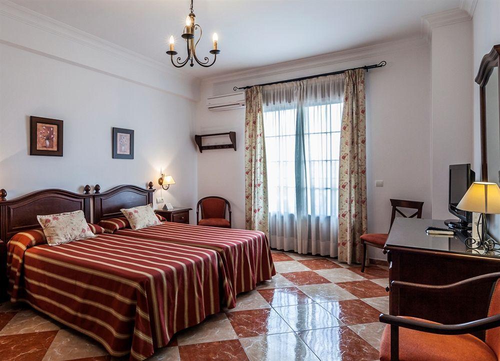 Complejo Penafiel Apartment Zarza La Mayor ภายนอก รูปภาพ